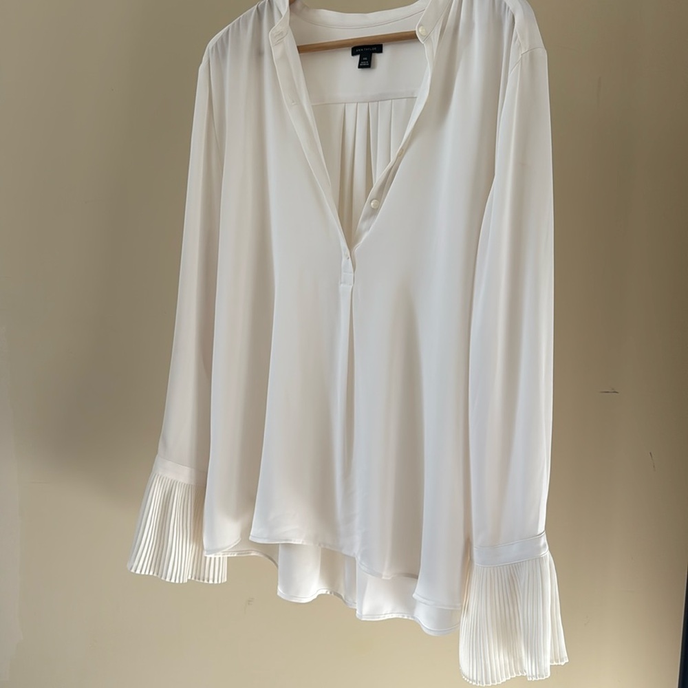 Ann Taylor Cream Blouse with Pleats on Sleeve - XXL